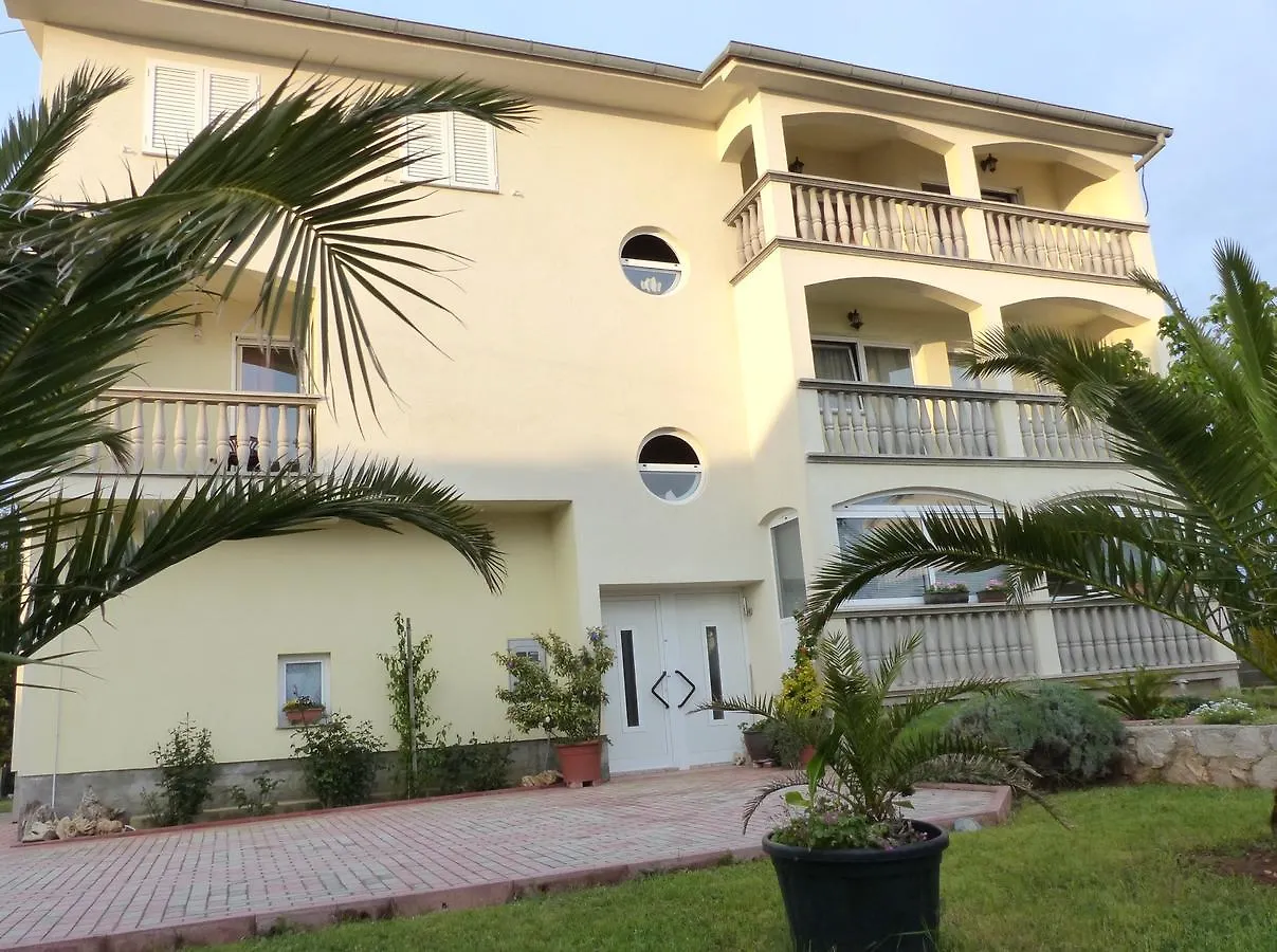Croliday Apartment With Pool Nin Vrsi Croatia